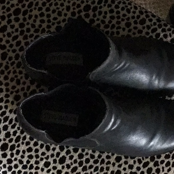 Steve Madden leather booties - Picture 8 of 8